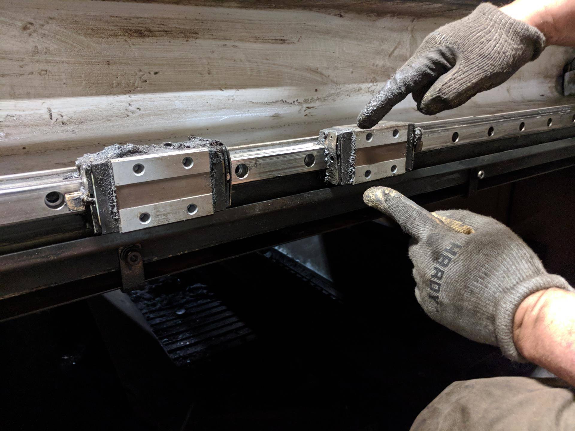 MAZAK Y-Axis Linear Way Guide Rail Removal