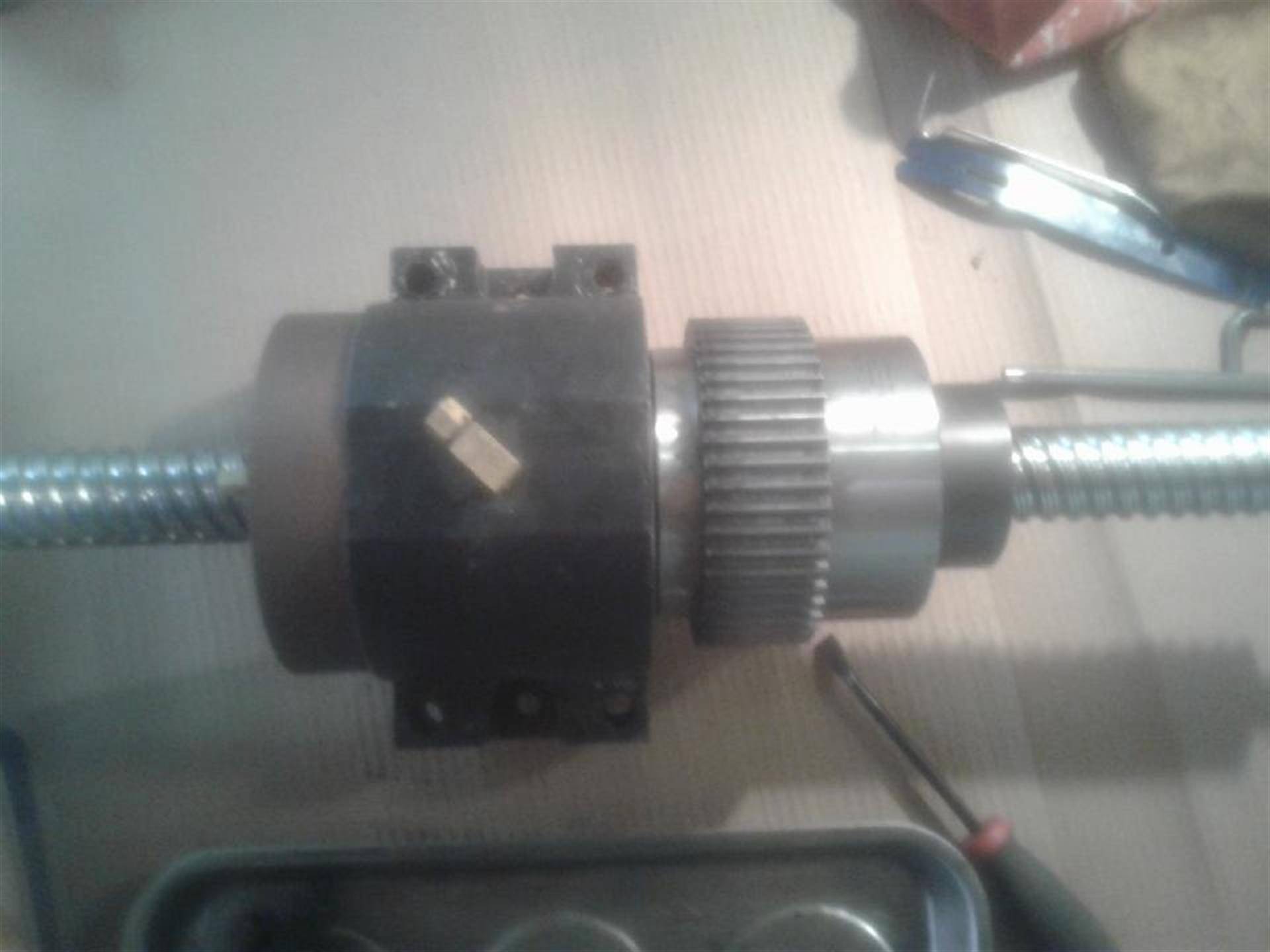 Complete STAR Ball Screw Assembly with Rotation Bearing and Table Yoke